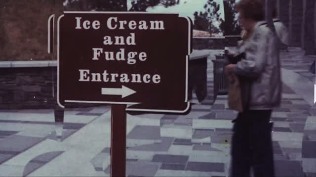 Morphing: Ice Cream Entrance | BumpWorthy.com - adult swim bumps